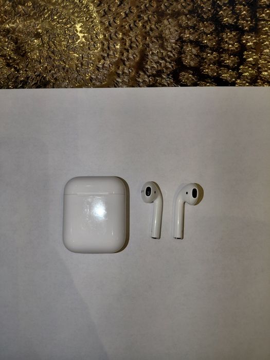 Apple AirPods 2nd generation