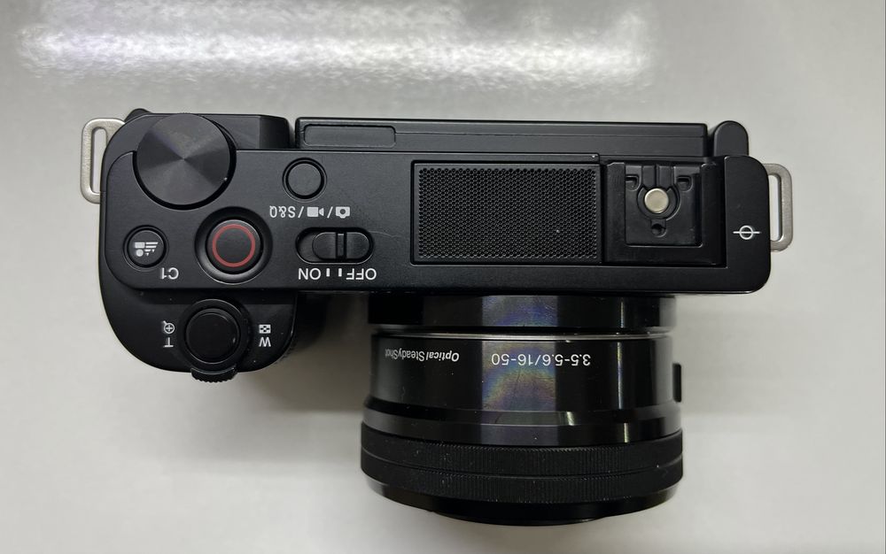 Видеокамерс Sony ZV-E10