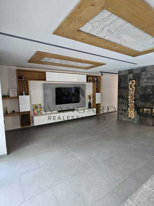 оф.21844 Луксозна къща с басейн/ Марково