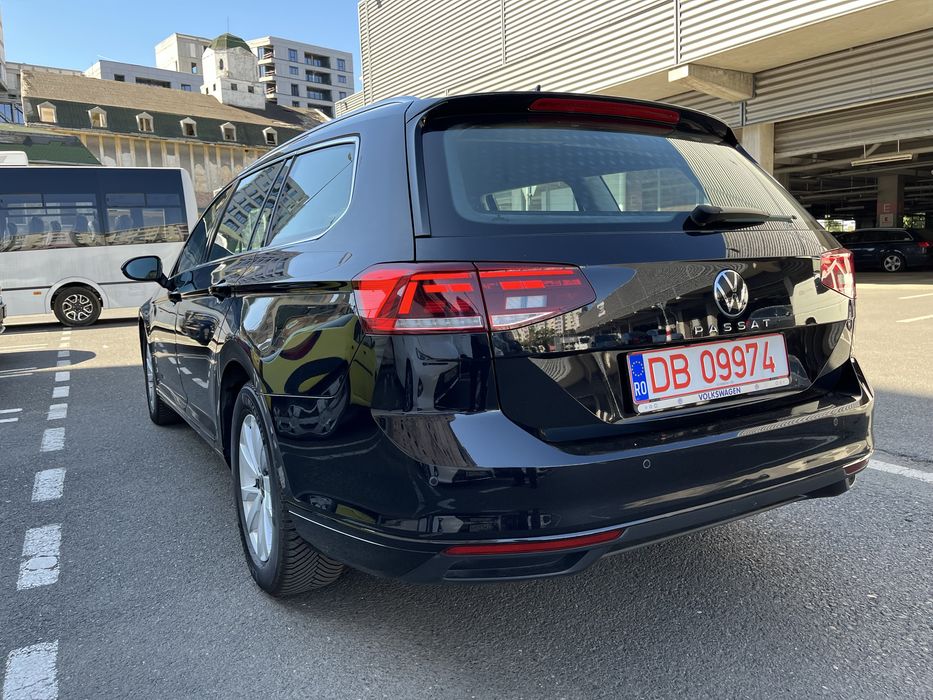 Volkswagen Passat 2.0 Diesel DSG navigatie scaune electrice camera marsarier senzori parcare faruri led