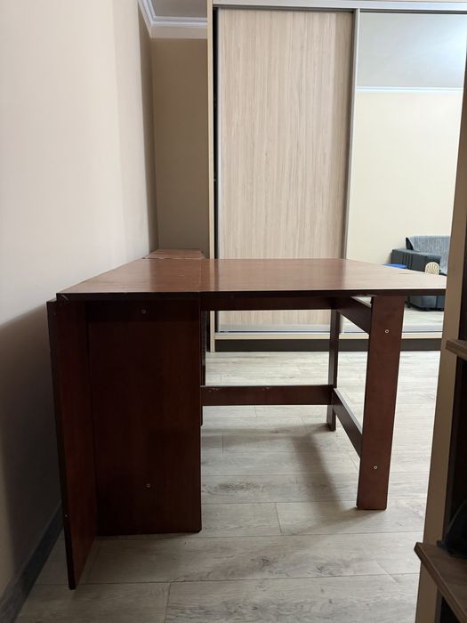 Стол книжка большой