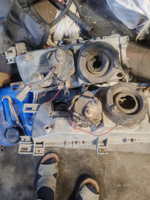 Продам фары примера р10