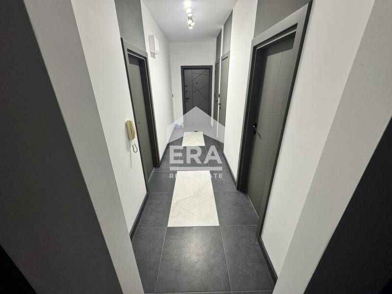 Продава се Тристаен апартамент в Варна, Левски - 90 кв.м за 2611 €/кв.м - Снимка #6