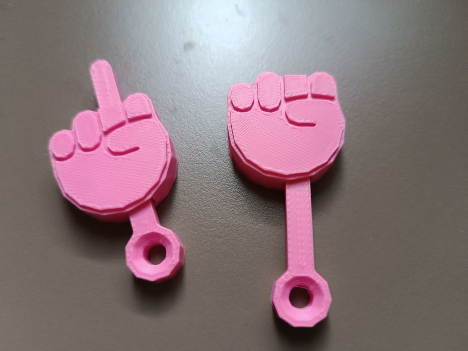 Различни видове ключодържатели