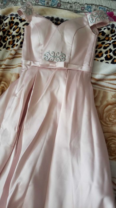 Продам вечернее платье