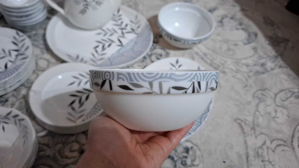 Набор посуды 34 штуки Новый