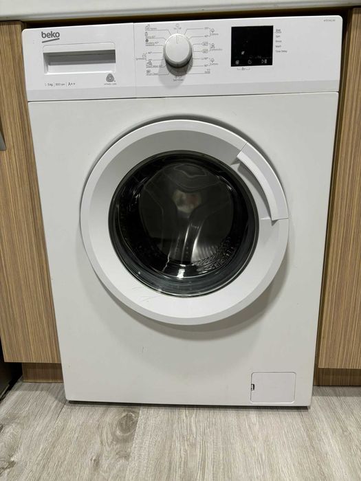 продава пералня Беко