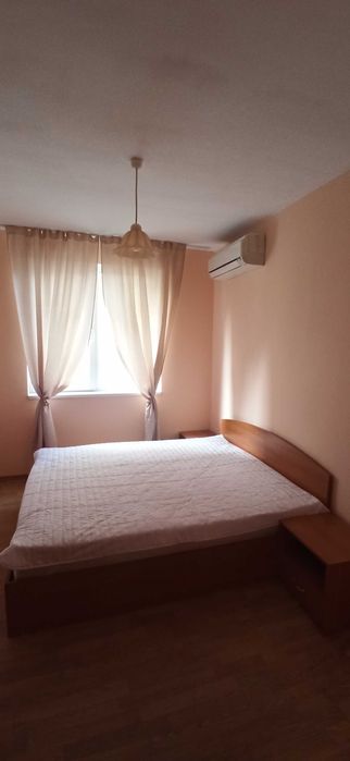 Давам под наем 3-ен апартамент