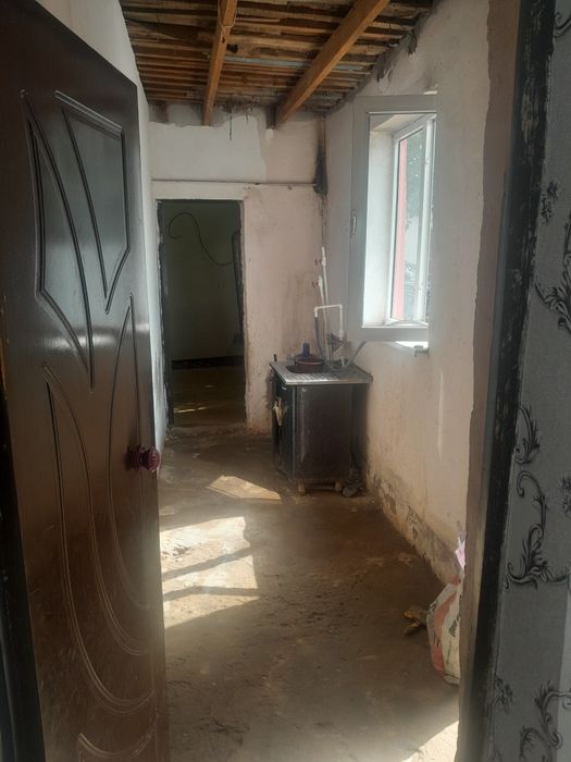 Termiz shaxar kata bog' maxalasi QIZIL SHARQ KUCHASI