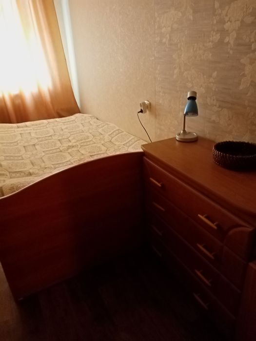 Спальный гарнитур б/у, в хорошем состоянии