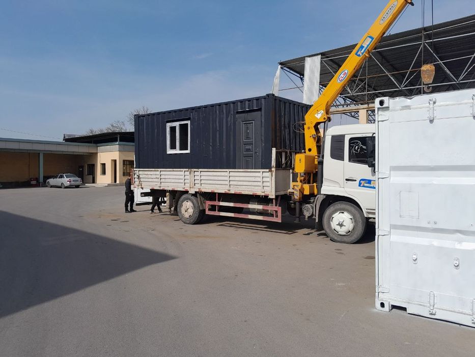 Из Контейнер домик