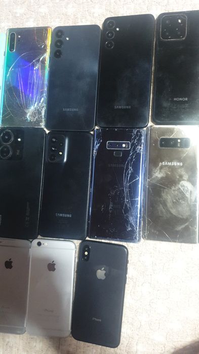 Vând telefoane. Funcționale.