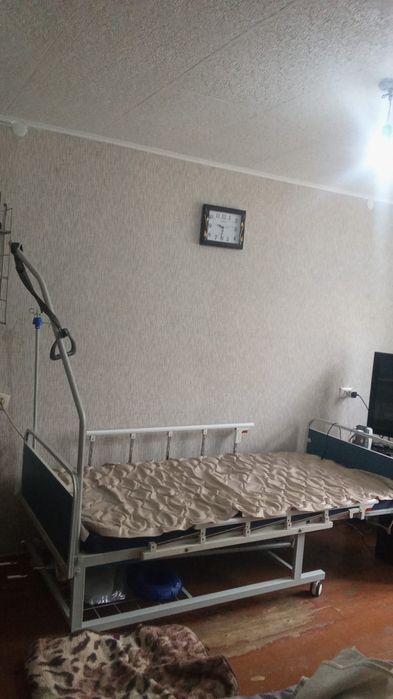 Продам кровать для лежачих больных