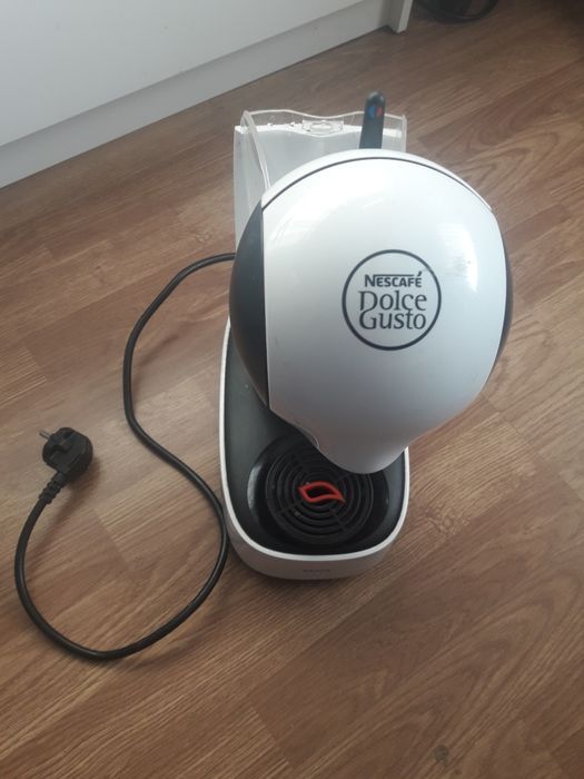 Кафемашина долче густо за части