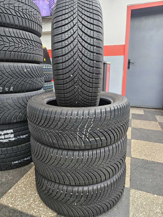 4бр 215/55/17 GOODYEAR 7мм грайфер дот:23г безплатен монтаж