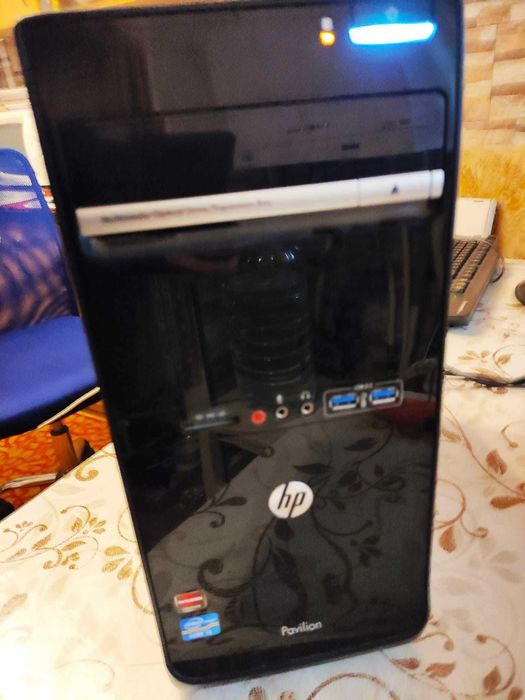 calculator HP I7 2600K , HD 5770, carcasa mare, sursa buna, hdd de 2TB