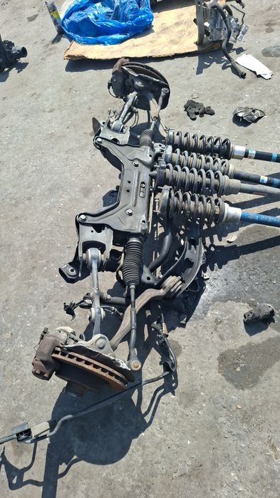 Запчасти w211 всё  есть на w211