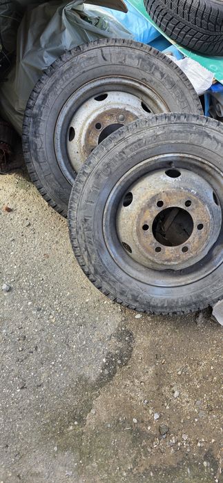Гуми  за товарен автомобил