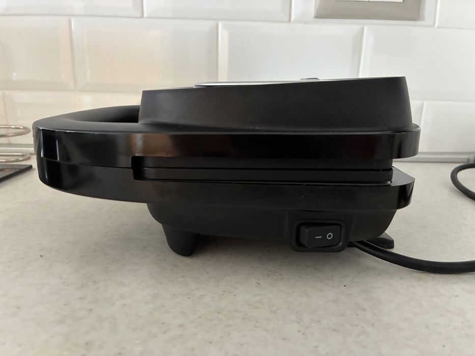 Преса за сандвичи PHILIPS HD2350/80 черен, 750 W