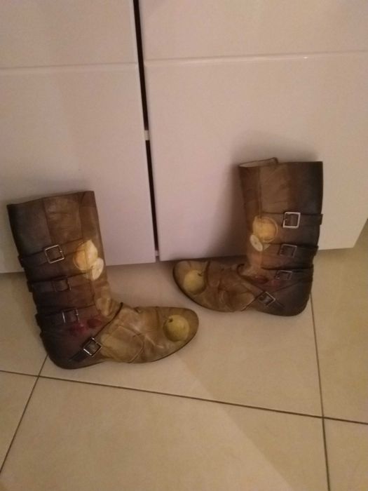 Дамски кожени ботуши