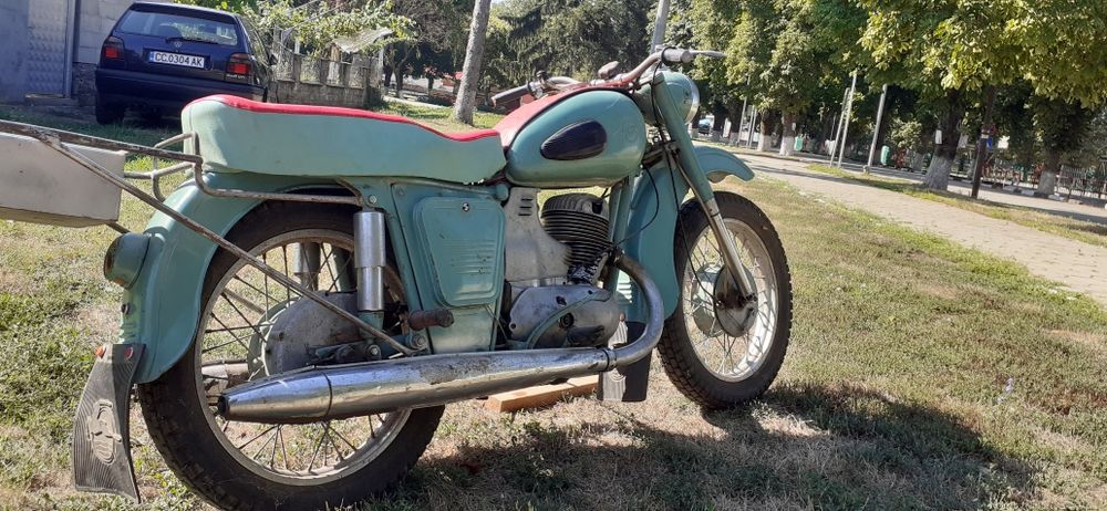 Мотоциклет ИЖ ПЛАНЕТА