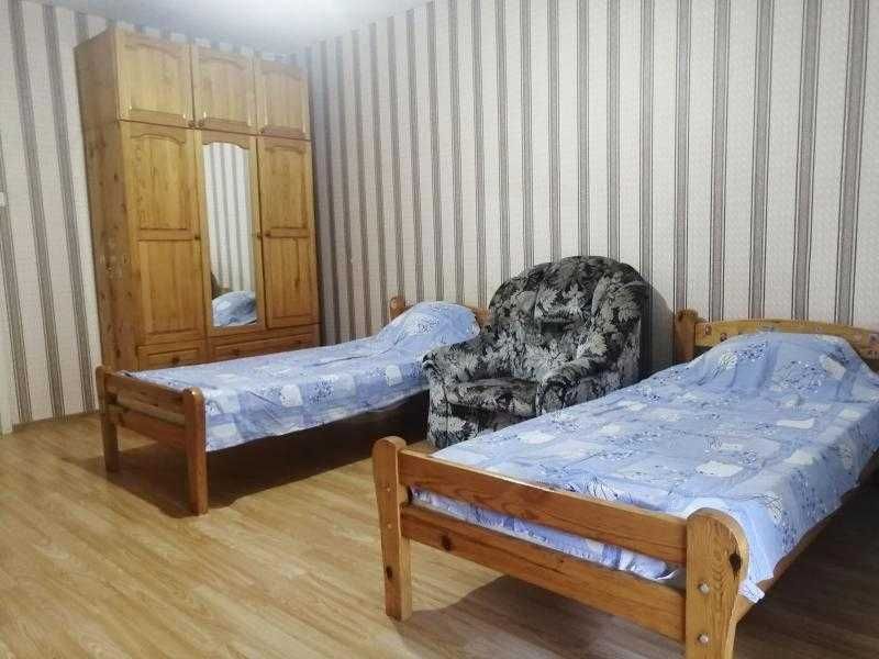 Дава се под наем Четиристаен апартамент в Бургас, Изгрев - 80 кв.м за 459 € - Снимка #2