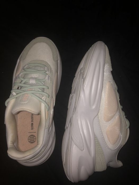 Adidas Ozelle Cloudfoam Lifestyle Running Shoes ALMOST PINK