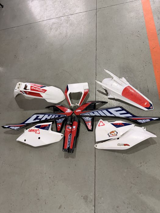 Два комплекта кори за KTM