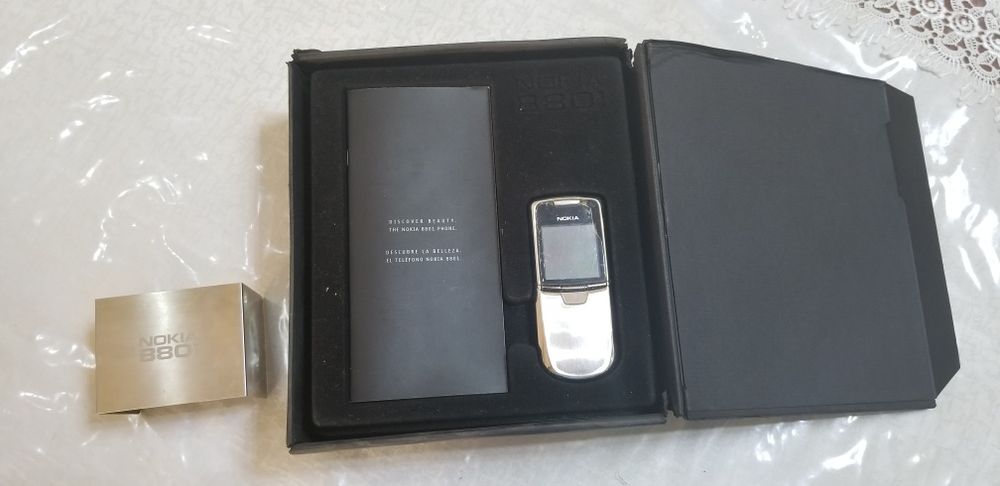 Продам NOKIA 8801