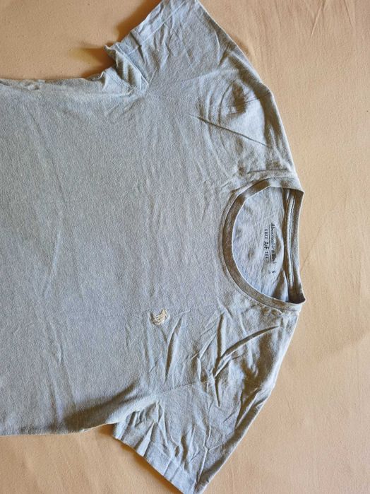 Tricou Abercrombie & Fitch, S, stare foarte buna