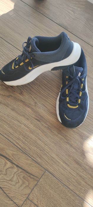 Мъжки маратонки,използвани и запазени