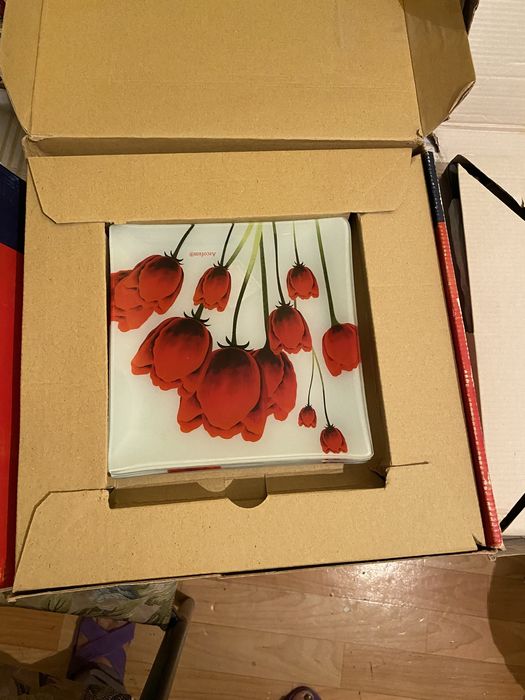 Набор тарелок новый 3000тг