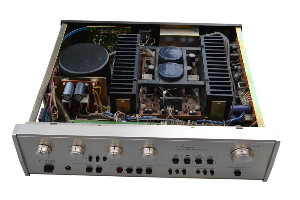 Amplificator Accuphase E 204
