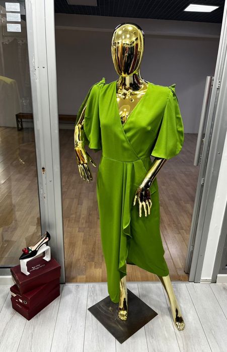 Продам манекен ЗОЛОТОЙ БУ