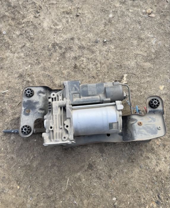 Compresor perne Bmw X6 E71 X5 E70