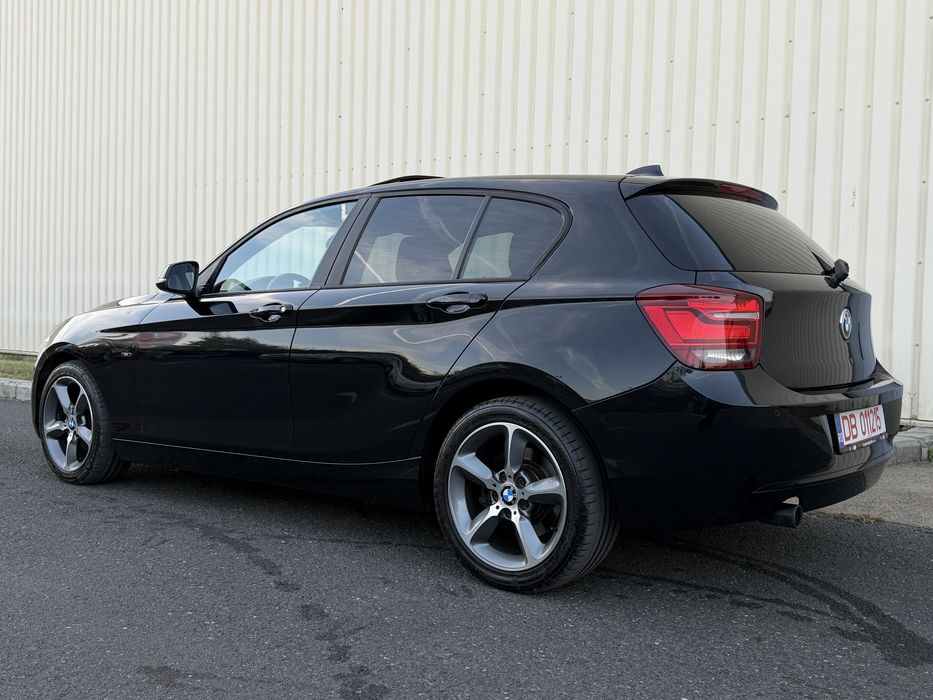 Bmw 120d  184 cai Bi-xenon Trapa Interior M Navi Mare etc