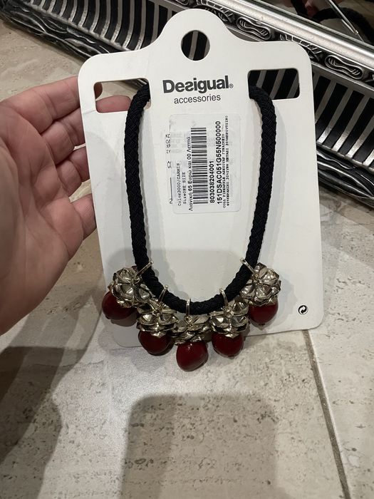 Desigual оригинална ново бижу