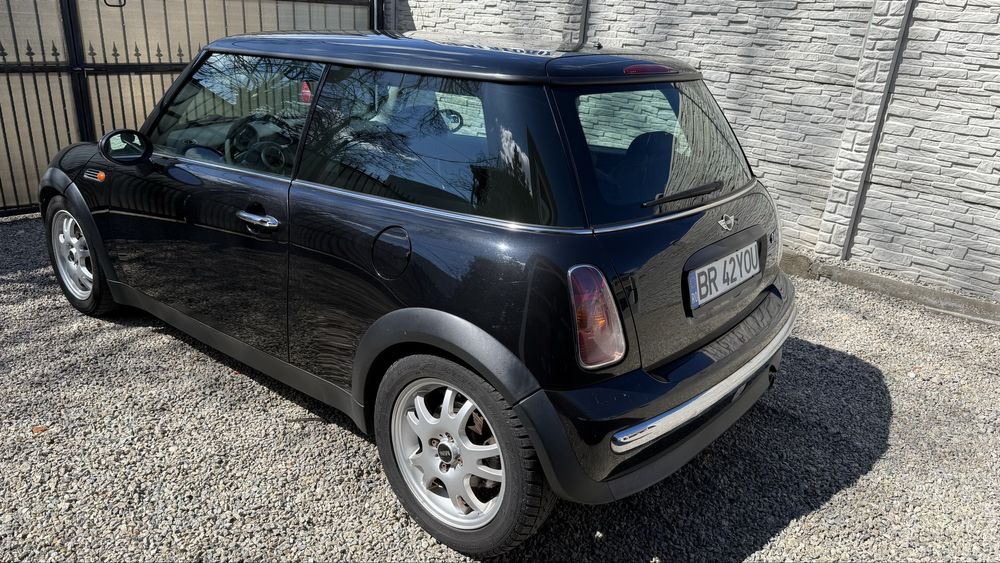 MiNi One 1,6 benzina 115 cp proprietar