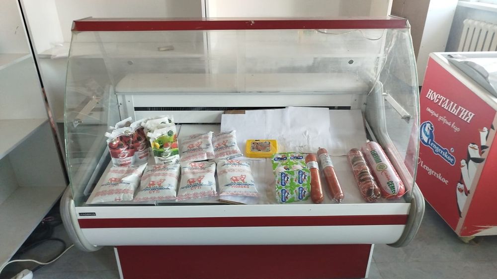 Витринный холодильник