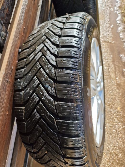 Jante + anvelope iarnă 205/55/16 Michelin Alpin 6 Ford Focus  3