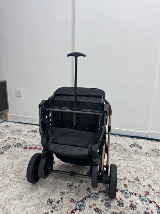 Продам коляску, новая.