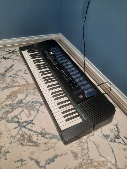 Электронный синтезатор Casio CT-680