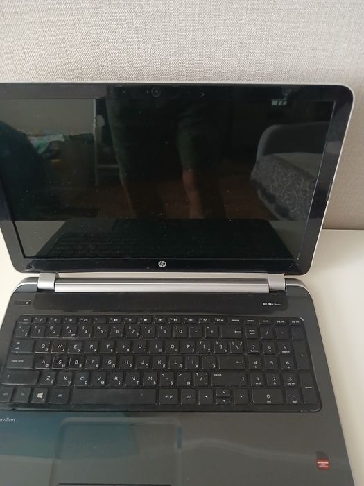 Продам ноутбук на запчасти