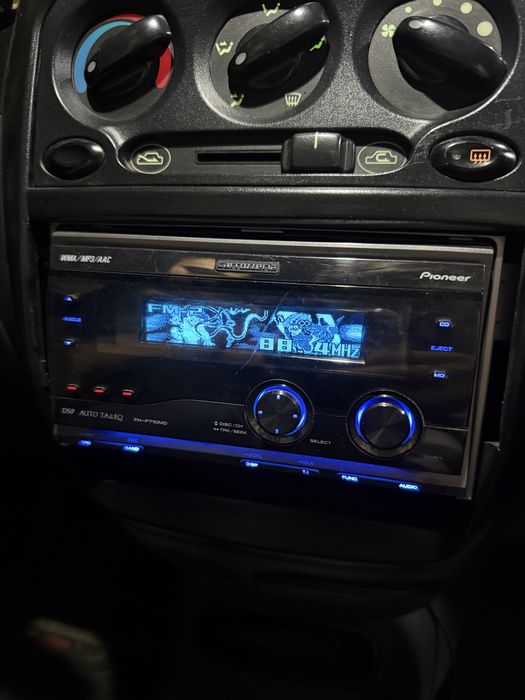 Pioneer Carrozeria sotiladi