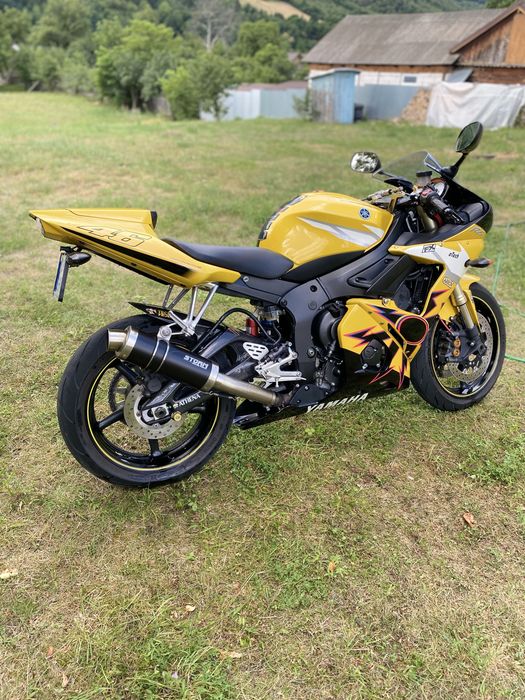 Vând/Schimb  Yamaha YZF-R6 VR46 Limited Edition 2006 – 30.000 km