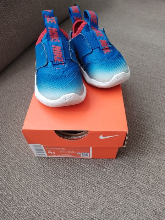 Бебешки маратонки NIKE 19.5