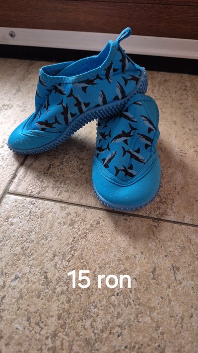 Vand papuci copii marimea 25