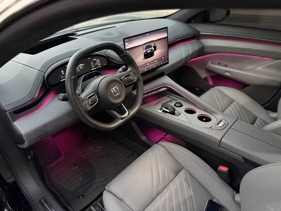 Zeekr 001 we rwD nasiya va naqtga chiqazib beramiz