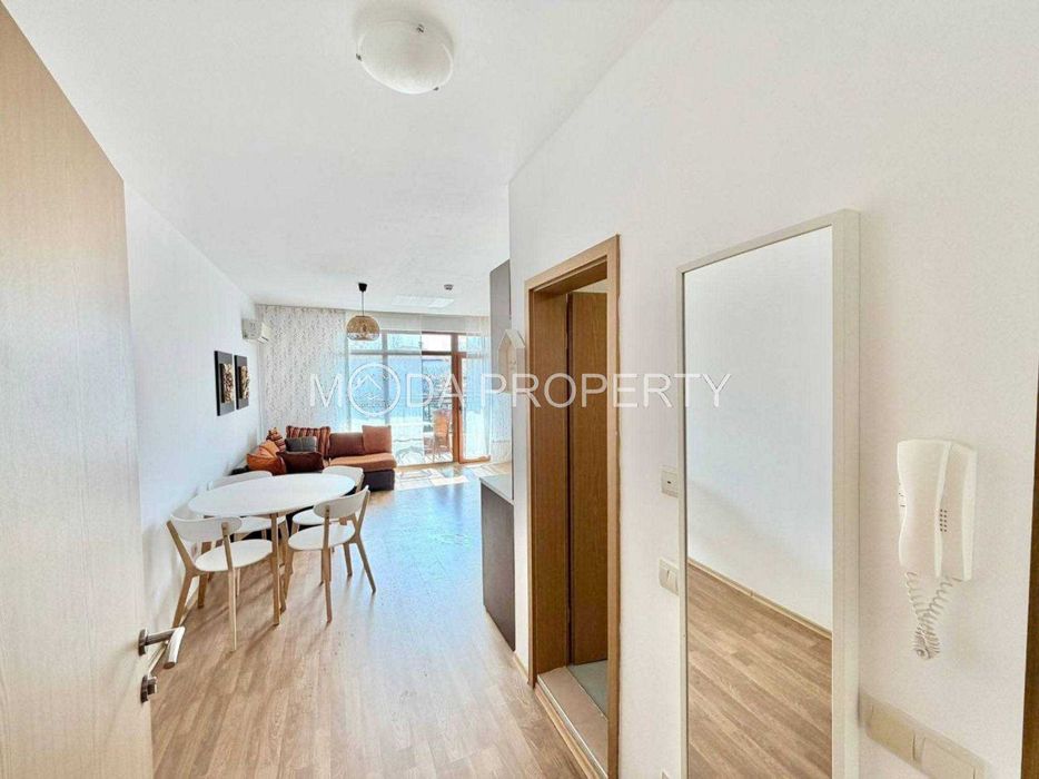 Продава се Четиристаен апартамент в Свети Влас - 105 кв.м за 462 €/кв.м - Снимка #2
