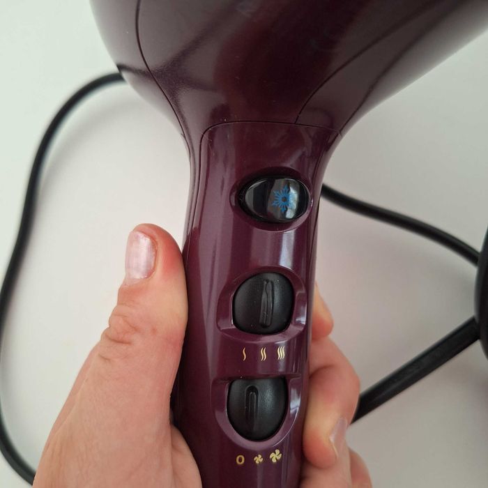 Сешоар Remington, Йонизираща функция, 3 аксесоара, Лилав/Черен